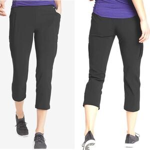 Eddie Bauer Women's Stratify Black Pull On Crop Pants Size 4